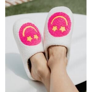 Katydid Star Eyed Happy Face Slippers Hot Pink White Plush Slip On Women's 8/9